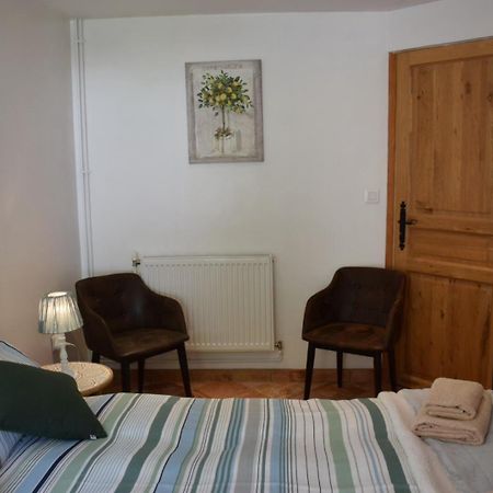 Bed and Breakfast Libellule Coussac-Bonneval Exterior foto