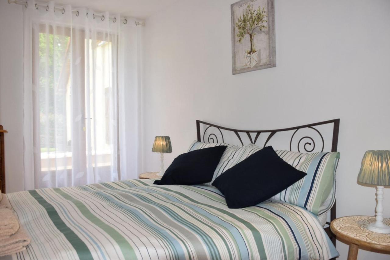 Bed and Breakfast Libellule Coussac-Bonneval Exterior foto
